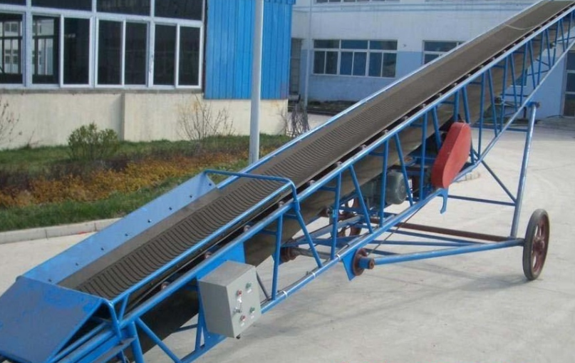 帶式輸送機(jī)都有哪些部分組成？